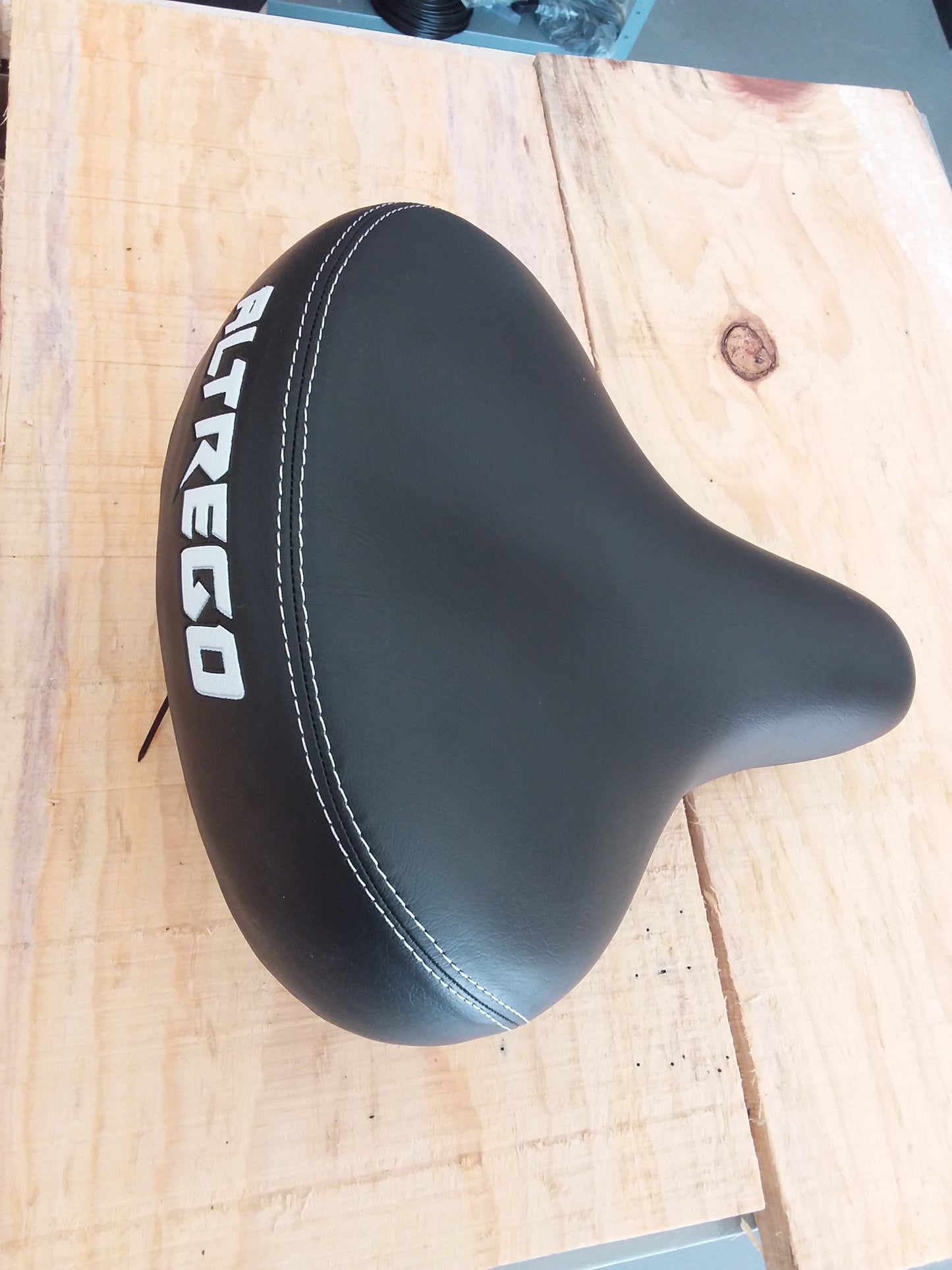 Asiento crusier altrego negro doble resorte